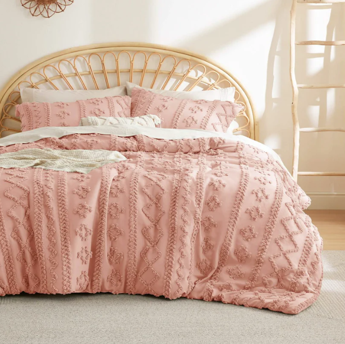 Senna Deluxe Embroidery Comforter Set
